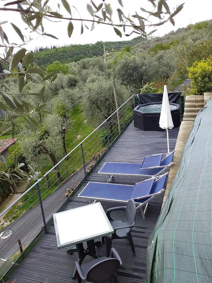 Al Agave Sotto Apartment ตอสโกลาโน มาแดร์โน ภายนอก รูปภาพ